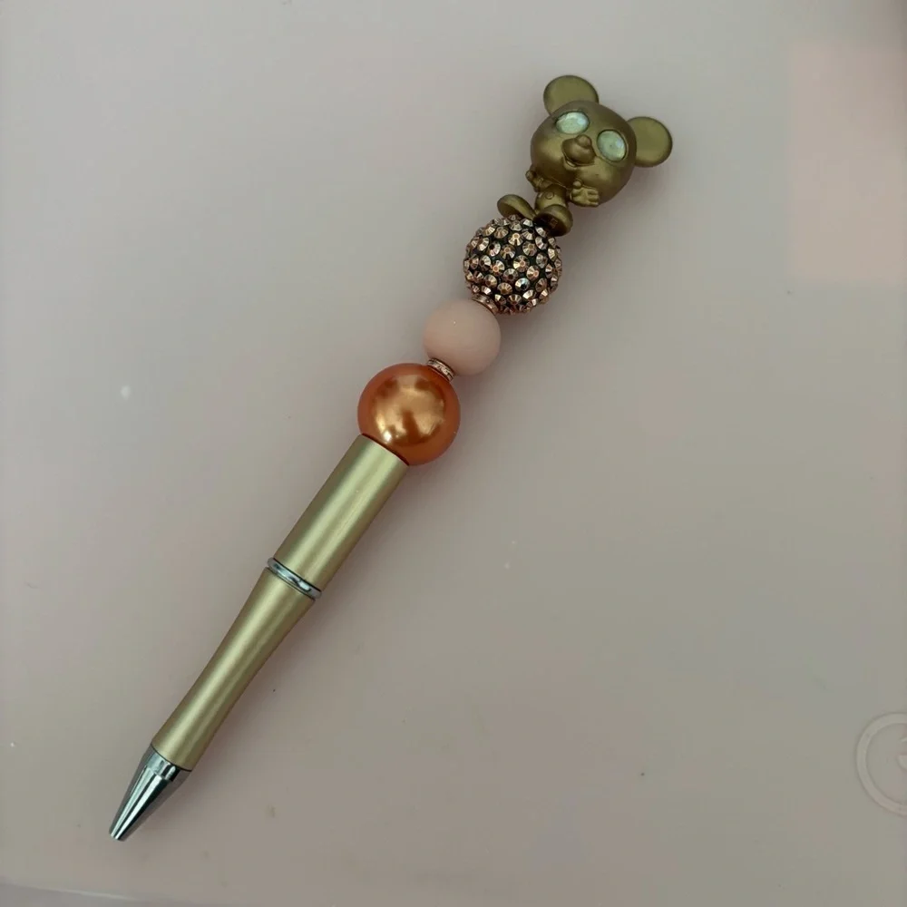 Disney Doorables: Mickey Mouse: Bronze Mickey Mouse handmade beaded pen